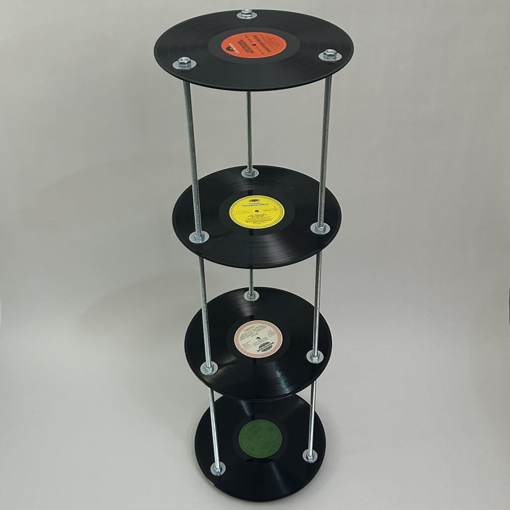 Großes Schallplattenregal – Professionelles Upcycling-Design im Retro-Look